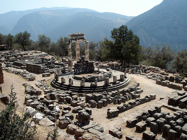 Delfi, centar drevnog sveta