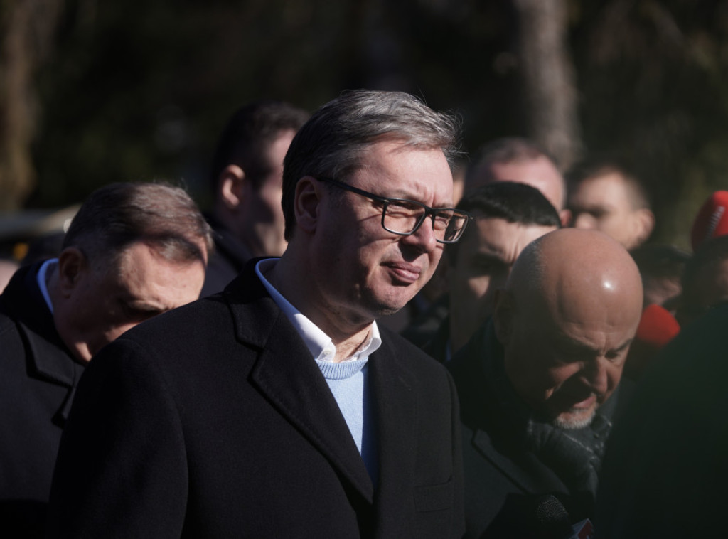 Predsednik Vučić poručio: Predaja nije, niti će biti, OPCIJA